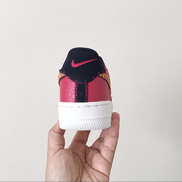 Nike Air Force 1 Low Premium Chinese New Year - Picture 6 of 7